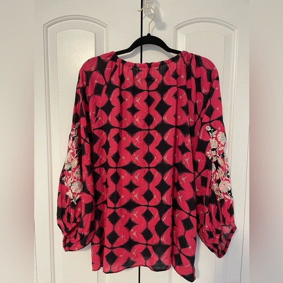 Sundance Hyacinth Batik 100% Cotton 
Embroidered Puff Sleeve Top XL (oversized) - Picture 5 of 10